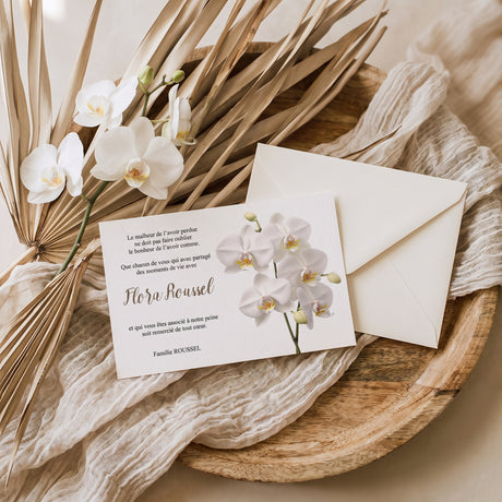 Carte de remerciement décès « Orchidée blanche » — mise en ambiance