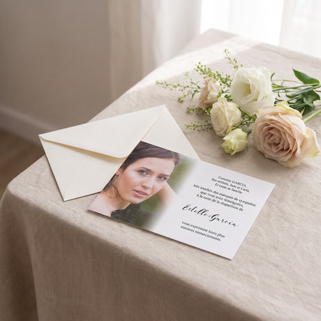 Carte de remerciement décès « Photo effet fondu » — mise en ambiance